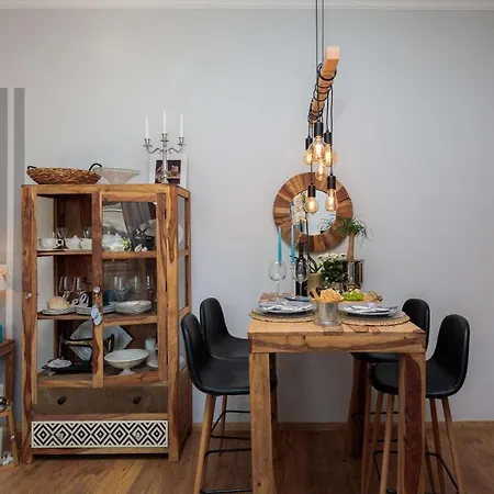 Sea Side Studio With Terrace Apartment