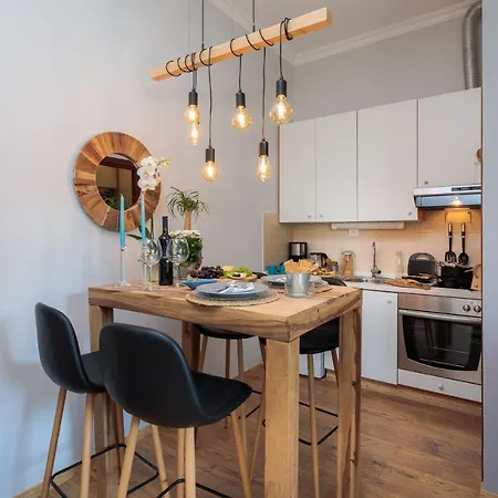 Sea Side Studio With Terrace Apartment Split
