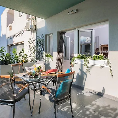 Sea Side Studio With Terrace Apartment *