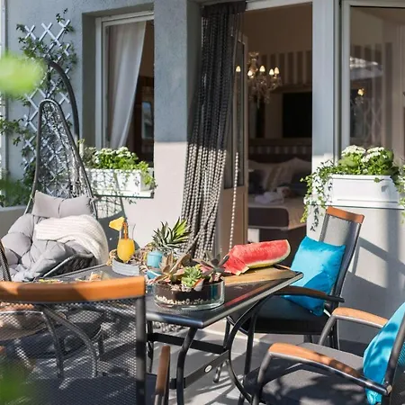 Sea Side Studio With Terrace *